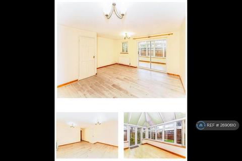 3 bedroom semi-detached house to rent, Ellison Lane, Cambridge, CB23