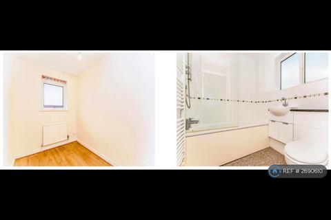 3 bedroom semi-detached house to rent, Ellison Lane, Cambridge, CB23