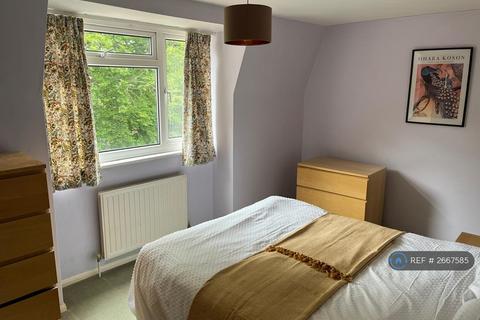 undefined, Knighton Close, Caversham, Reading, RG4