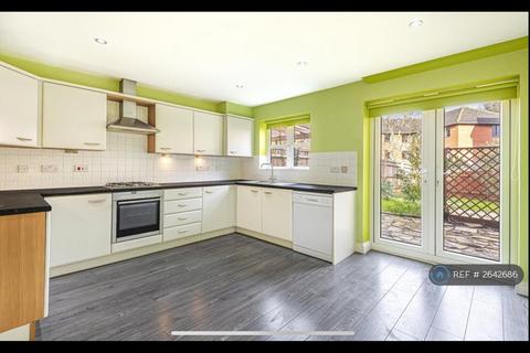 undefined, Fuggle Drive, Aylesbury, HP21