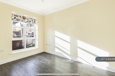 undefined, Fuggle Drive, Aylesbury, HP21