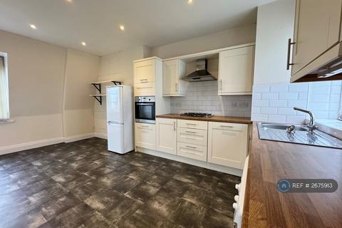 3 bedroom flat to rent, Lord Street, Southport, PR8