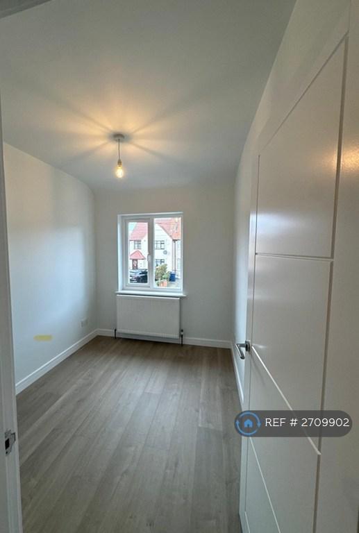 First Floor Single Room