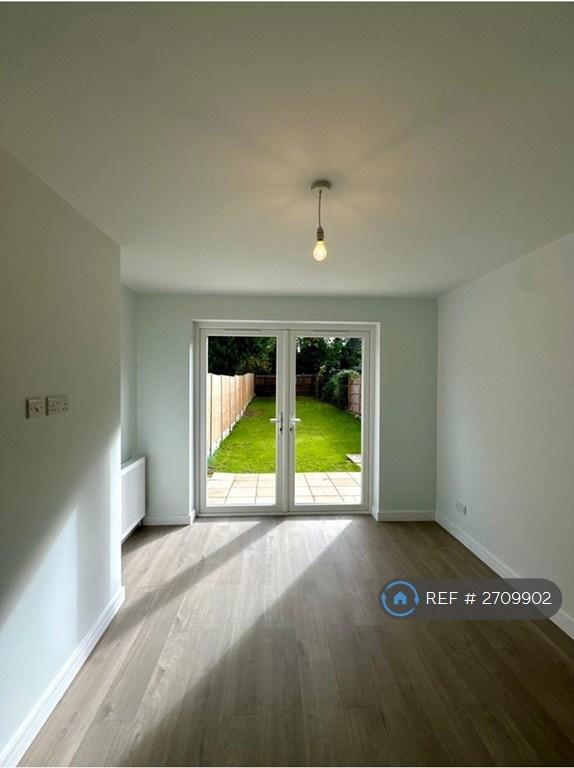 Ground Floor Rear Reception Room