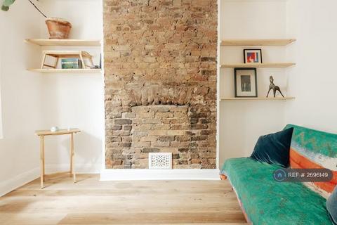 1 bedroom flat to rent, Dunlace Road, London, E5