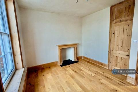 1 bedroom flat to rent, Wellington Square, Hastings, TN34
