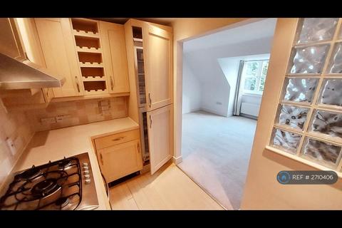 undefined, Reading Road, Sherfield-On-Loddon, Hook, RG27
