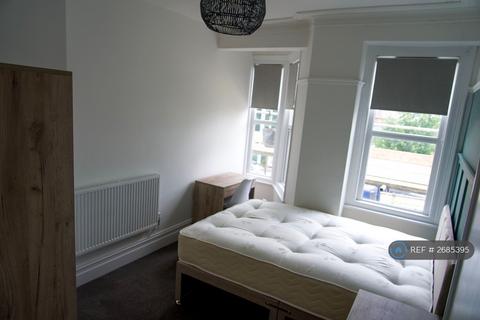 undefined, Fishponds Road, Bristol, BS16