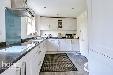 4 bedroom detached house for sale, Bracken Lea, Chatham