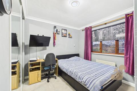 2 bedroom end of terrace house for sale, Holliwell Close, Stanway