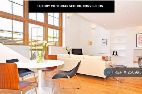 2 bedroom flat to rent, The Former School, Feltham, TW13