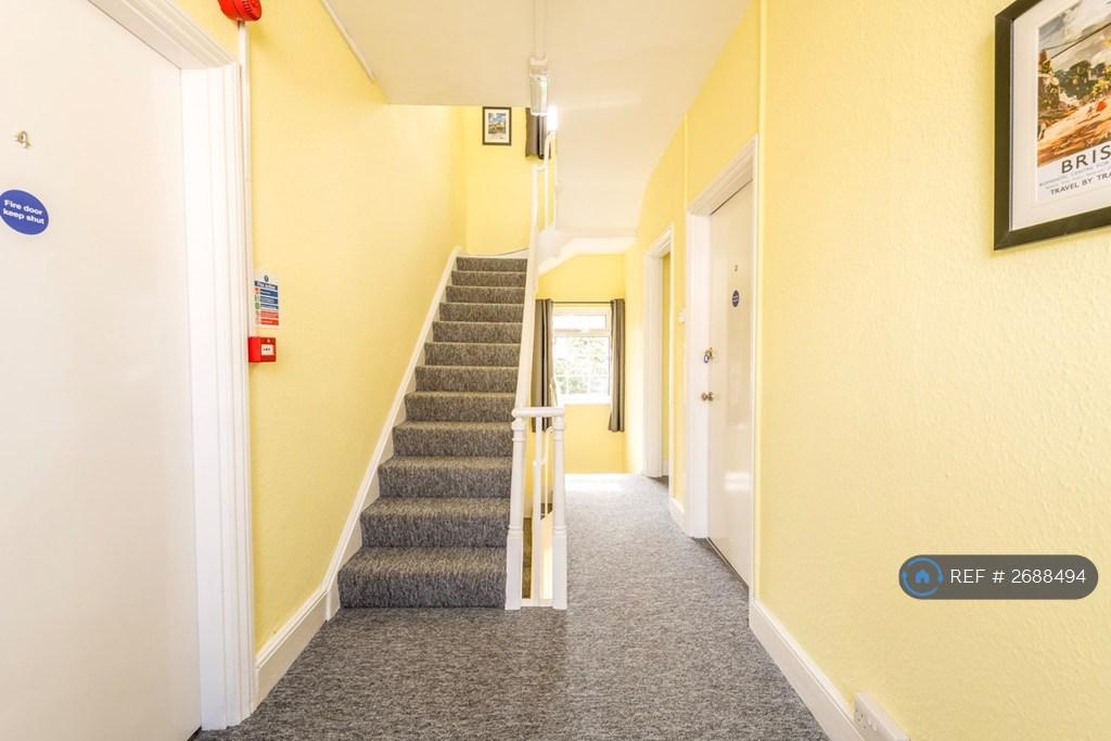 Floor 1 - Landing