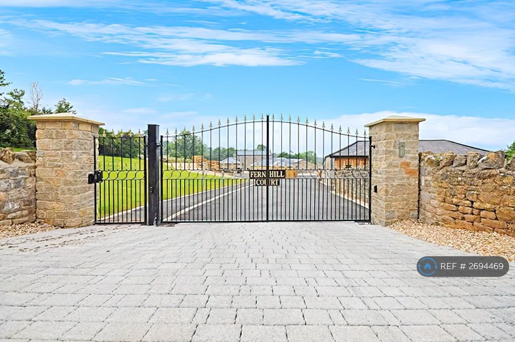 Fernhill Court Estate Gates