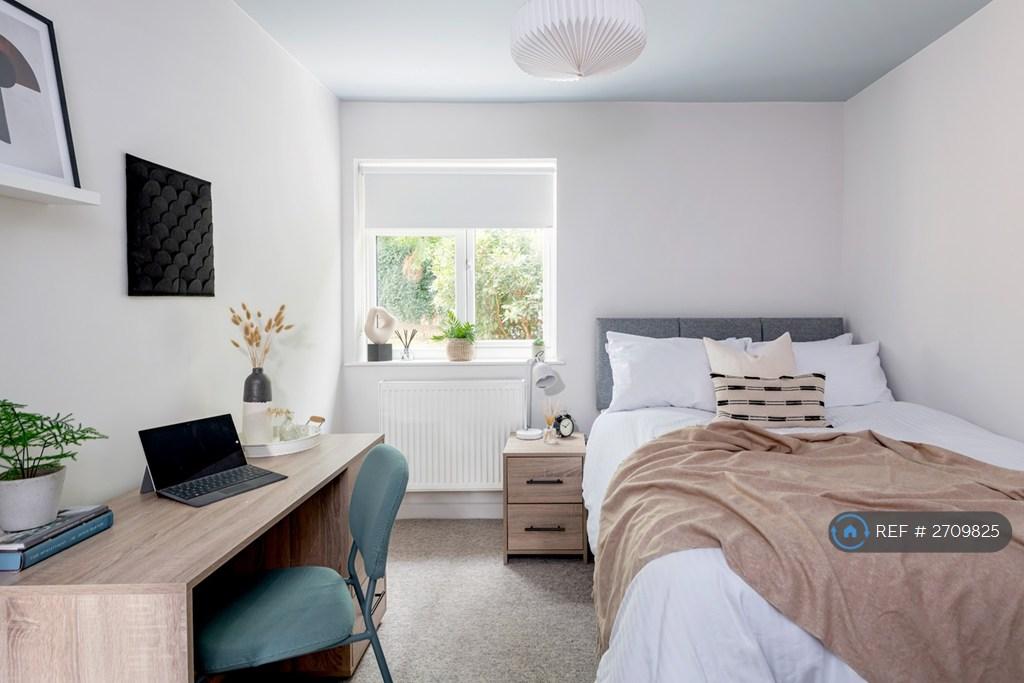 Bedroom 6