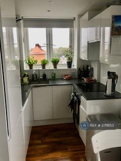 1 bedroom flat to rent, Fulham Palace Road, London, SW6