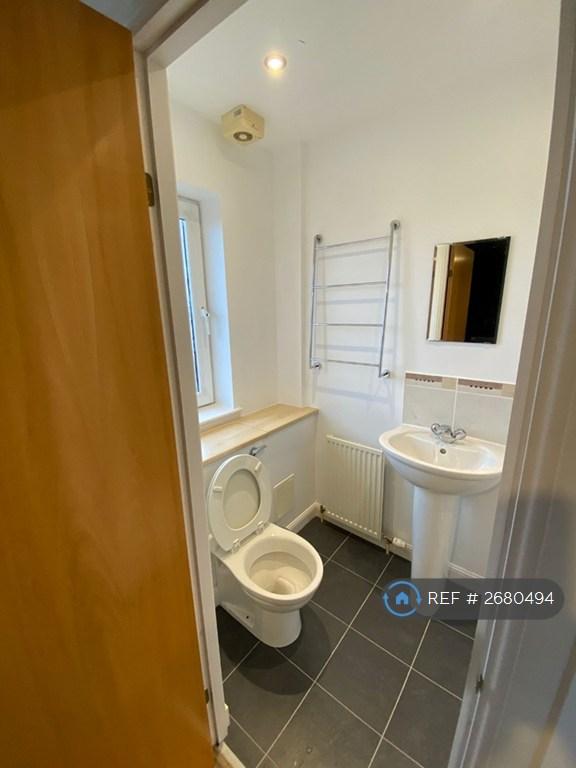 Room 4 (With En-Suite)