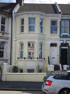 1 bedroom in a house share to rent, Sackville Road, Hove, BN3
