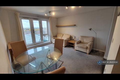 2 bedroom flat to rent, Foundry Court, Slough, SL2