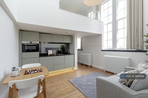 undefined, Mcdonald Road, Edinburgh, EH7