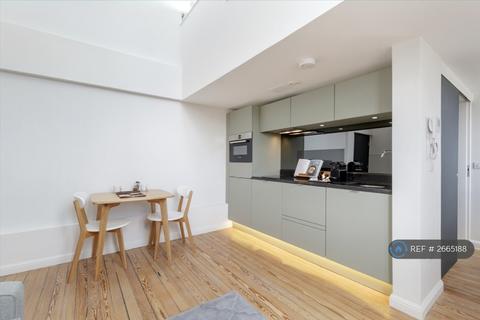 undefined, Mcdonald Road, Edinburgh, EH7
