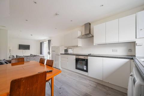 undefined, Capstan Square, E14, Docklands, London, E14