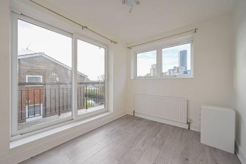 undefined, Capstan Square, E14, Docklands, London, E14