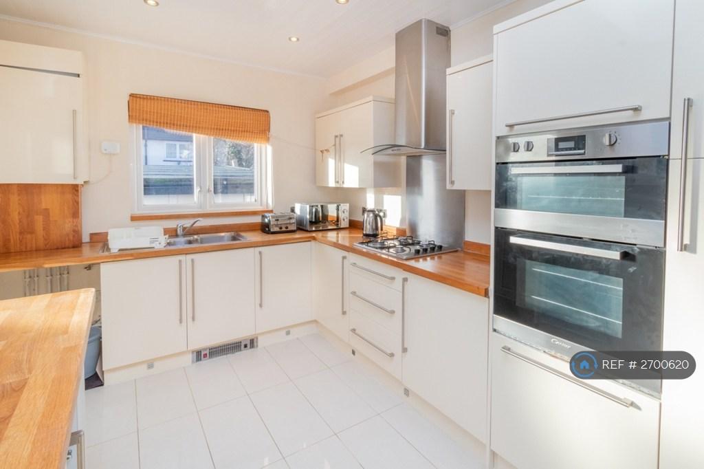 Ground Floor - Shared Kitchen
