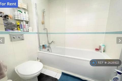 undefined, Gateway Court, Ilford, IG2