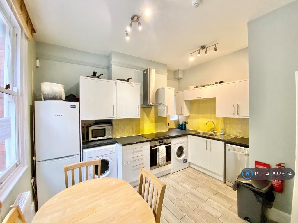 Kitchen 1a