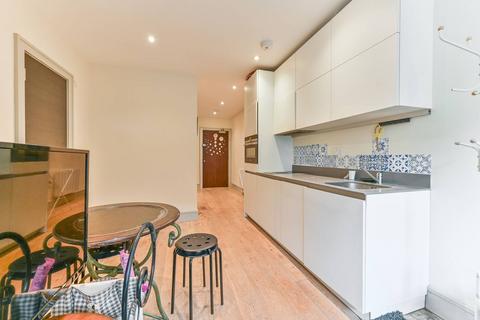undefined, Crown Hill, Croydon, CR0