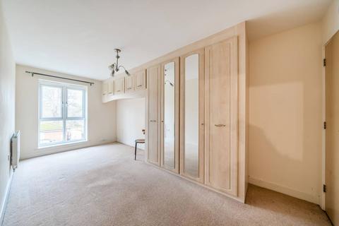 undefined, Kendra Hall Road, South Croydon, CR2