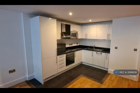 1 bedroom flat to rent, Drayton Park, London, N5