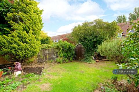 undefined, Buckingham, Buckingham, MK18