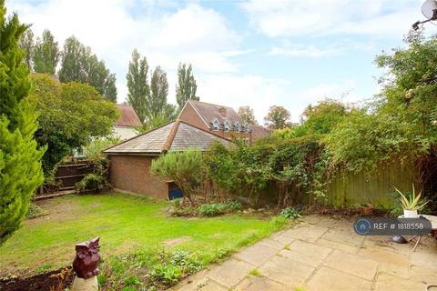 undefined, Buckingham, Buckingham, MK18