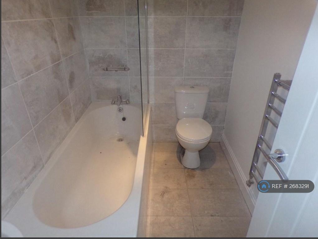 Toilet 2