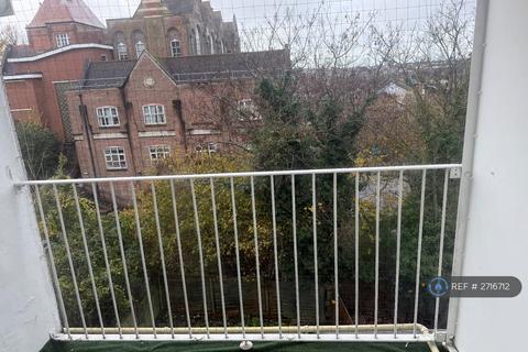 2 bedroom flat to rent, Bonchurch Road, Brighton, BN2