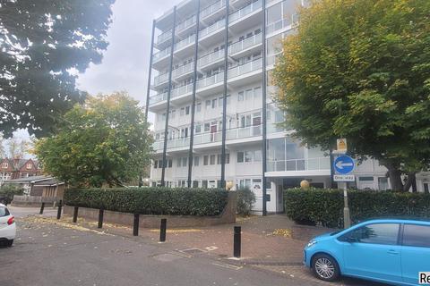 undefined, Barringer Square, Tooting, London, SW17