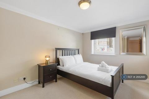 2 bedroom flat to rent, Chelsea Court, London, N1