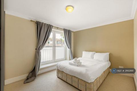 2 bedroom flat to rent, Chelsea Court, London, N1
