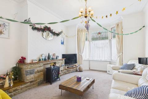 3 bedroom terraced house for sale, Linden Grove, North Yorkshire TS5