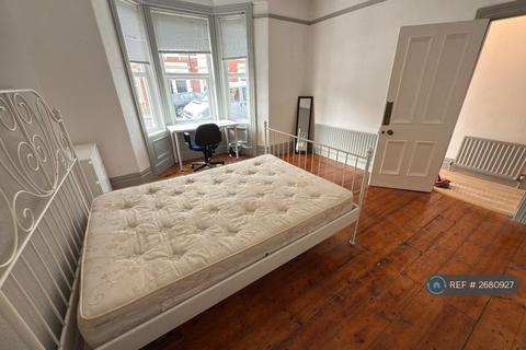 2 bedroom flat to rent, Jesmond, Newcastle Upon Tyne, NE2