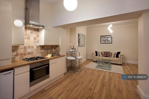 1 bedroom flat to rent, Campbell Road, London, E3