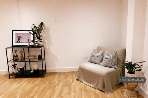 1 bedroom flat to rent, Tanner Street, London, SE1