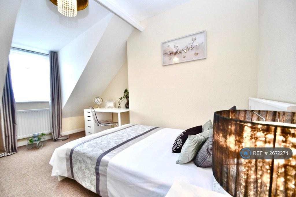 Bedroom 5