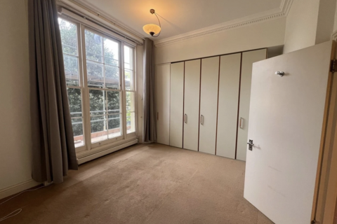 2 bedroom flat to rent, Albert Terrace, London NW1