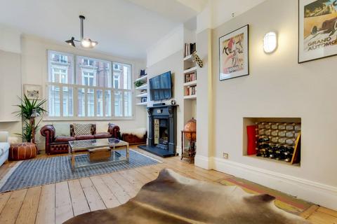 undefined, Lower Richmond Road, West Putney, London, SW15