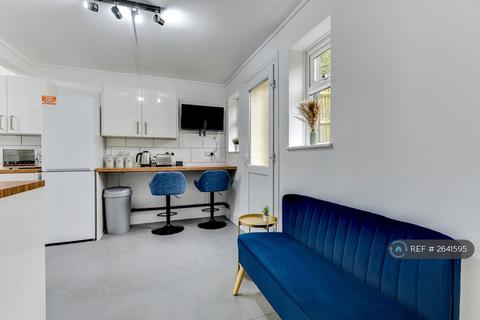 undefined, The Crestway, Brighton, BN1