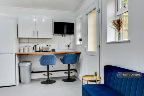 undefined, The Crestway, Brighton, BN1