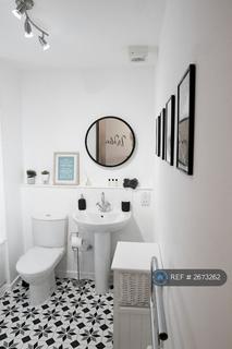 Studio to rent, Marco Island, Nottingham, NG1