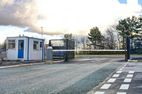 Warehouse to rent, Cowm Top Ln Rochdale OL11